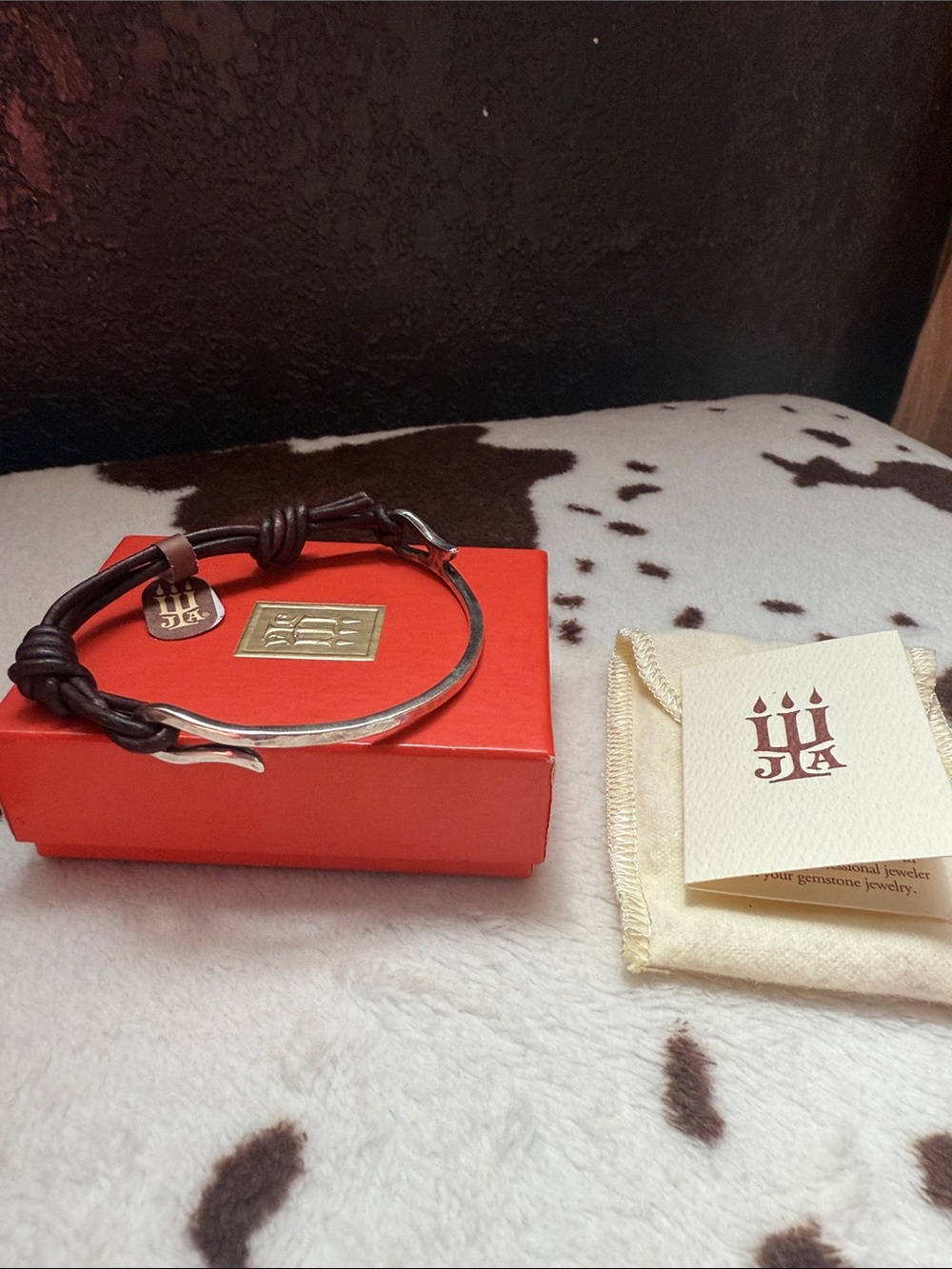 NWT RETIRED James Avery Bracelet